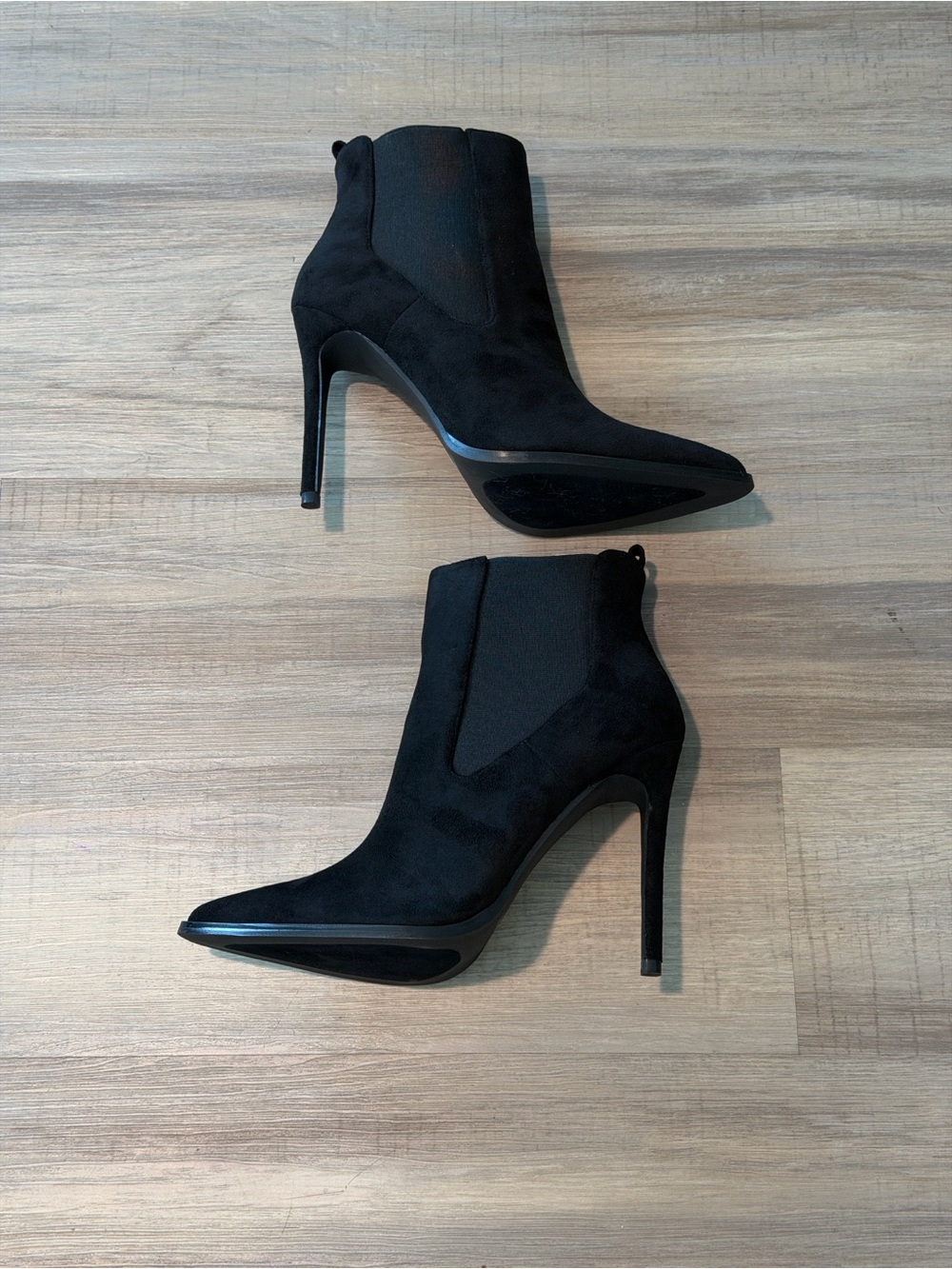 NIB Liliana | Black Faux Suede Pointed Toe Stiletto Ankle Booties | Size 10